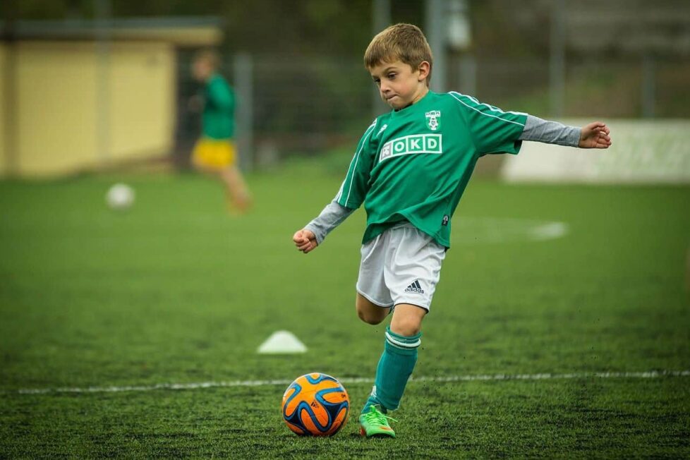 4 cosas que el fútbol nos enseña (y que van más allá del deporte)