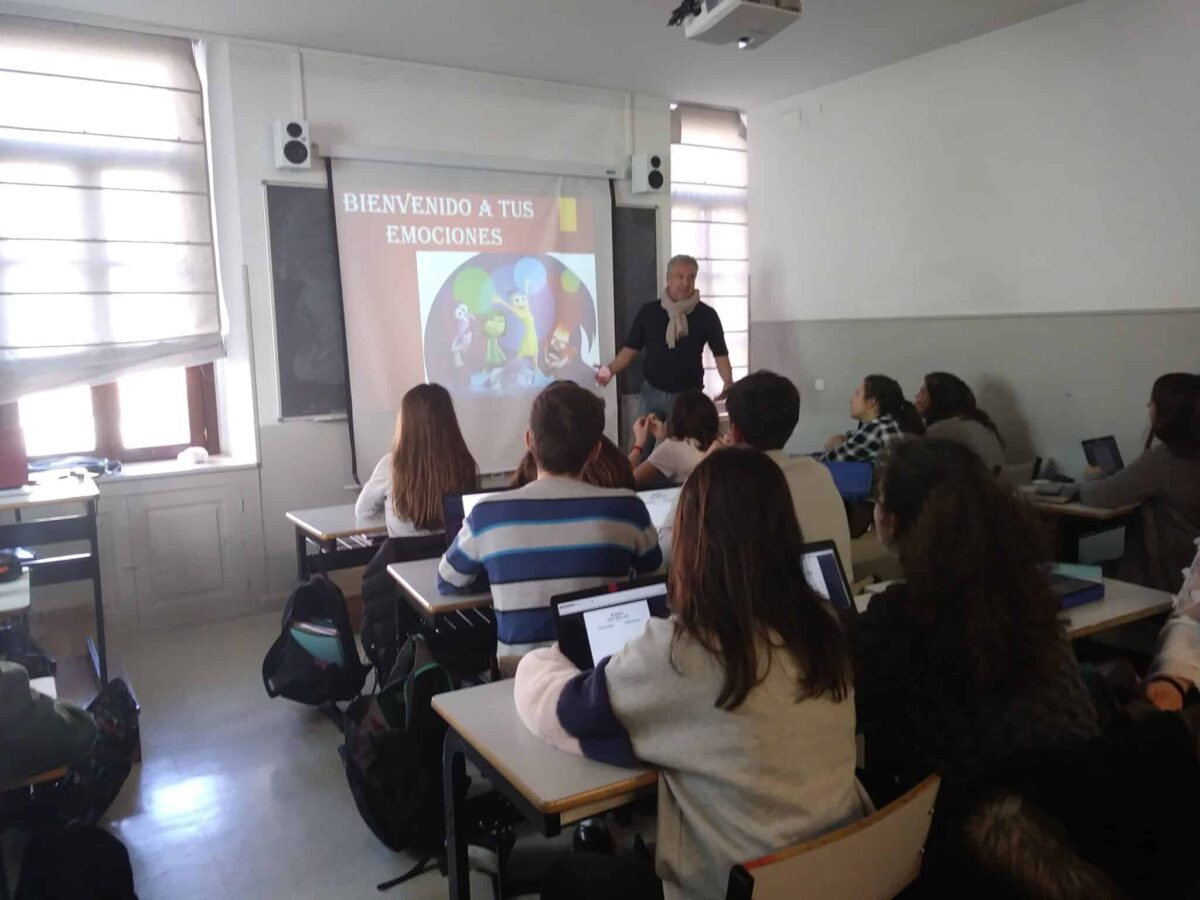 Una Propuesta De Tutoría Emocional Para Bachillerato 2