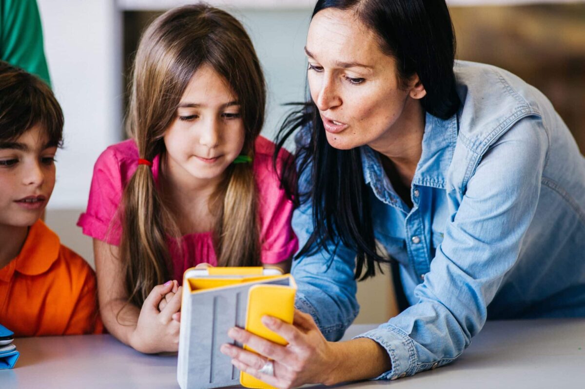 Aprendizaje Personalizado De Matemáticas, Lengua E Inglés